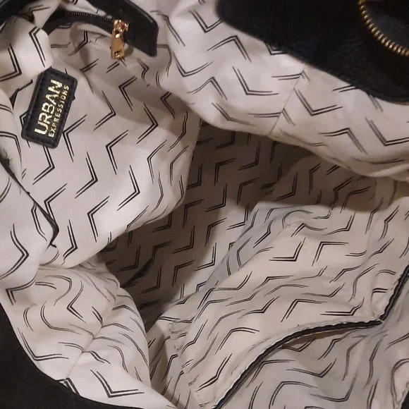 Urban Expressions black hobo purse - Picture 6 of 7